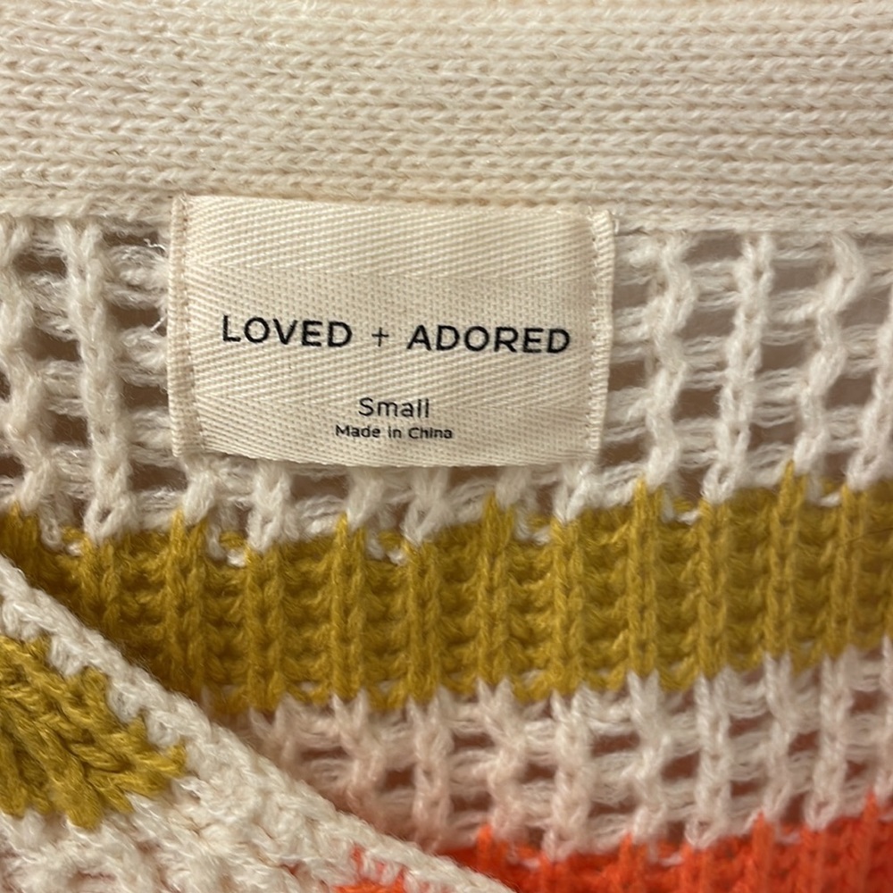 Crocheted sweater - Picture 2 of 2